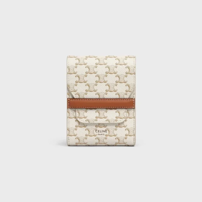 Astuccio per carte da gioco in Triomphe Canvas e pelle di agnello Astuccio per carte da gioco in Triomphe Canvas e pelle di agnello