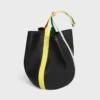 Borsa a secchiello grande in pelle di vitello liscia Borsa a secchiello grande in pelle di vitello liscia