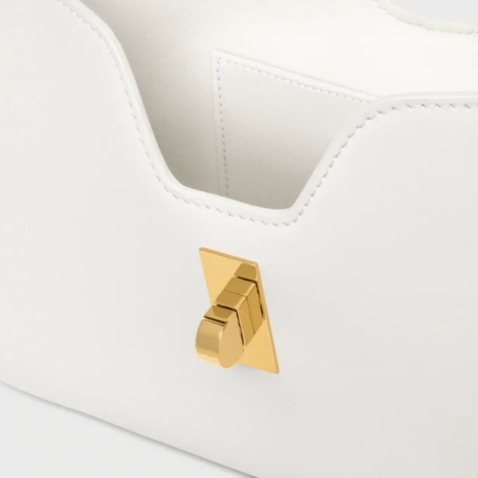 Borsa a tracolla Camille 16 Soft in pelle di vitello liscia Borsa a tracolla Camille 16 Soft in pelle di vitello liscia