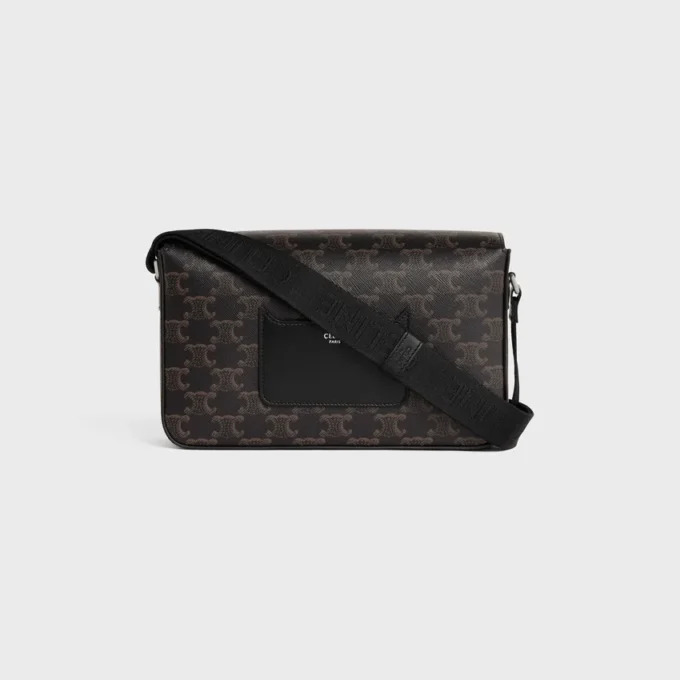 Borsa a tracolla con patta in Triomphe Canvas e pelle di vitello