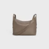 Borsa a tracolla Harry in pelle di vitello martellata Borsa a tracolla Harry in pelle di vitello martellata