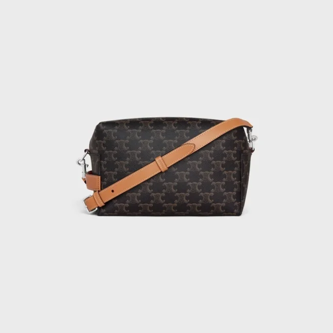 Borsa a tracolla Take Away in Triomphe Canvas e pelle di vitello Borsa a tracolla Take Away in Triomphe Canvas e pelle di vitello