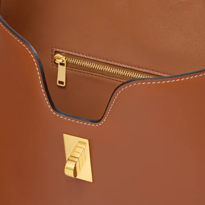 Borsa Camille 16 Soft media in pelle di vitello liscia Borsa Camille 16 Soft media in pelle di vitello liscia