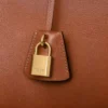 Borsa CELINE Conti in morbida pelle di vitello martellata