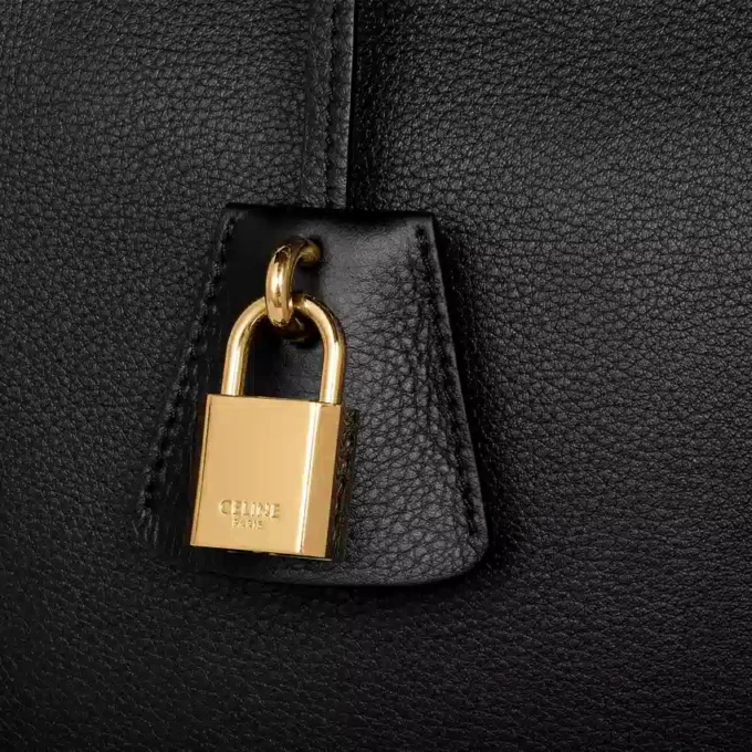 Borsa CELINE Conti in morbida pelle di vitello martellata