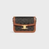 Borsa Classique Triomphe in Triomphe Canvas e pelle di vitello Borsa Classique Triomphe in Triomphe Canvas e pelle di vitello