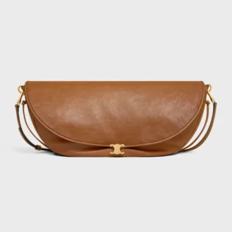 Borsa Halfmoon Soft Triomphe in morbida pelle di agnello lucida