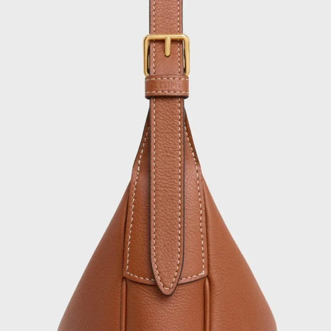 Borsa HeloïSe piccola in morbida pelle di vitello martellata Borsa HeloïSe piccola in morbida pelle di vitello martellata