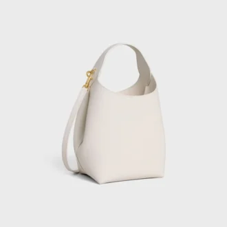 Borsa Hobo piccola in morbida pelle di vitello liscia