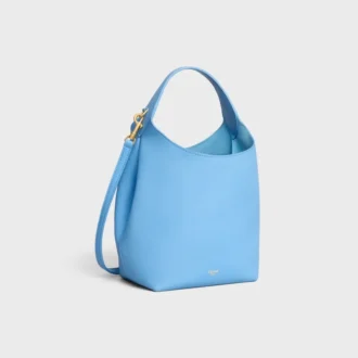 Borsa Hobo piccola in morbida pelle di vitello liscia