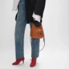 Borsa Hobo piccola in morbida pelle di vitello liscia Borsa Hobo piccola in morbida pelle di vitello liscia