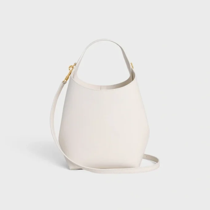 Borsa Hobo piccola in morbida pelle di vitello liscia Borsa Hobo piccola in morbida pelle di vitello liscia