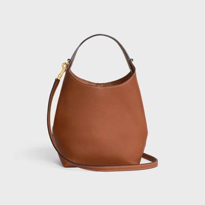 Borsa Hobo piccola in morbida pelle di vitello liscia Borsa Hobo piccola in morbida pelle di vitello liscia