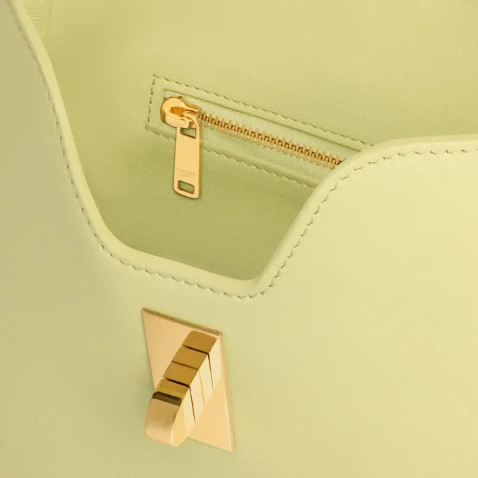 Borsa piccola Camille 16 Soft in pelle di vitello liscia Borsa piccola Camille 16 Soft in pelle di vitello liscia