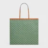 Borsa shopper grande in Triomphe Canvas Borsa shopper grande in Triomphe Canvas