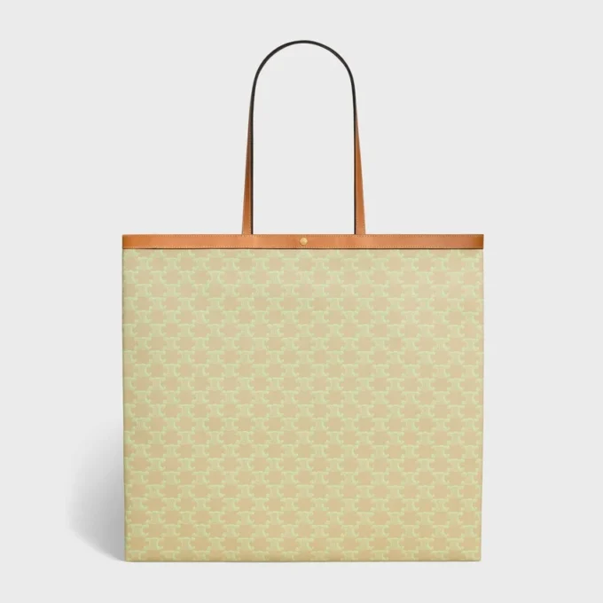Borsa shopper grande in Triomphe Canvas Borsa shopper grande in Triomphe Canvas