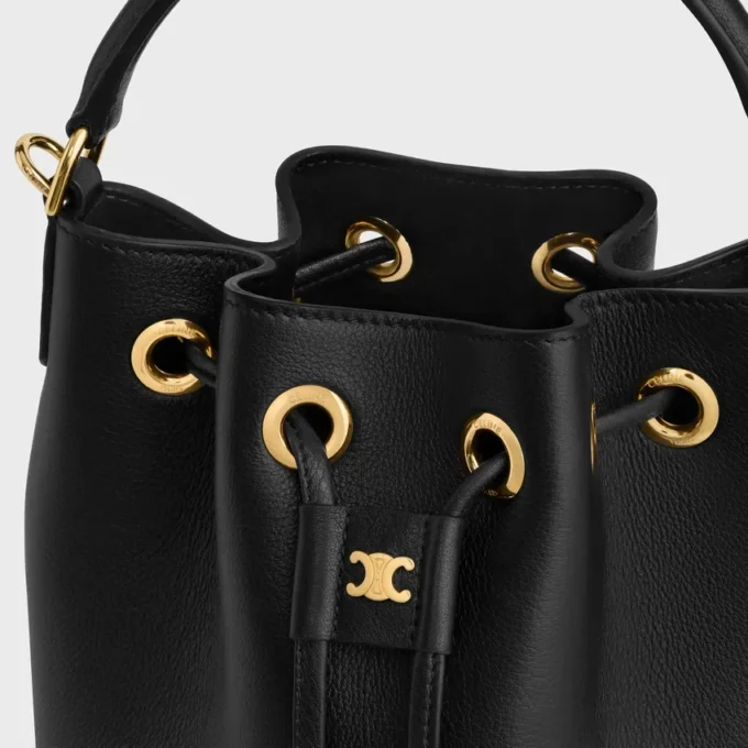 Borsa Teen Clara in morbida pelle di vitello martellata Borsa Teen Clara in morbida pelle di vitello martellata