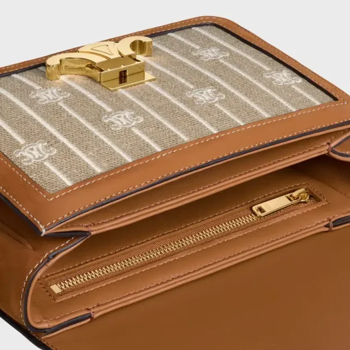 Borsa Teen Triomphe in tessuto con motivo Triomphe su tutta la superficie e pelle di vitello Borsa Teen Triomphe in tessuto con motivo Triomphe su tutta la superficie e pelle di vitello