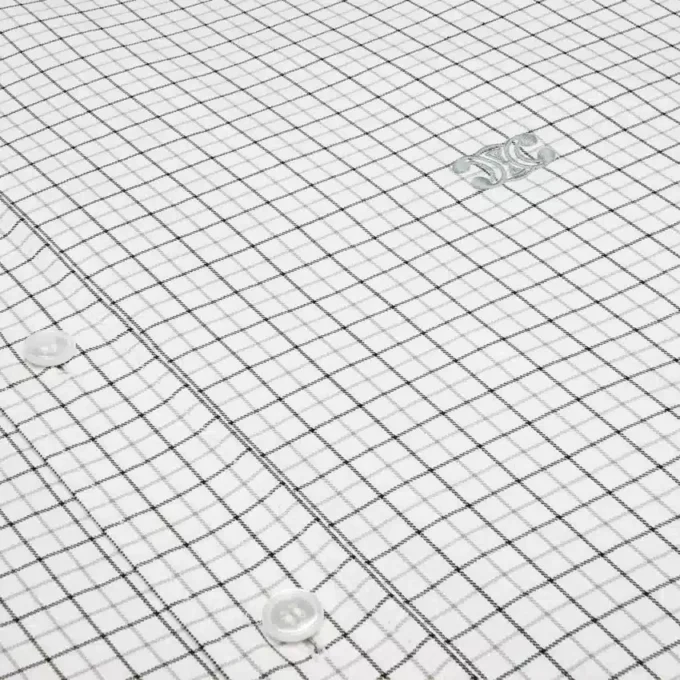 Camicia dal taglio morbido in twill di cotone a quadri Camicia dal taglio morbido in twill di cotone a quadri