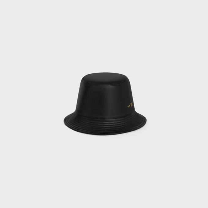 Cappello a secchiello in morbida pelle di agnello