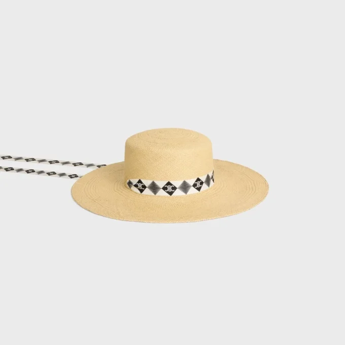 Cappello con nastro in paglia
