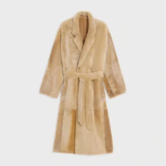 Cappotto avvolgente in montone