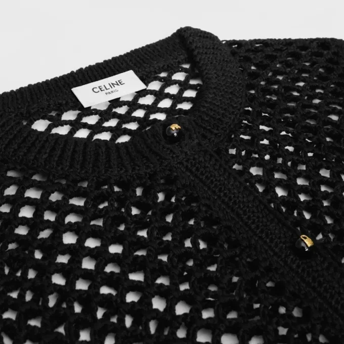 Cardigan in cotone lavorato all’uncinetto Cardigan in cotone lavorato all’uncinetto