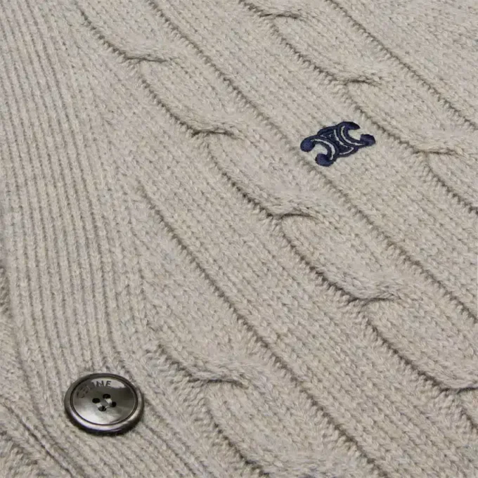 Cardigan Triomphe in cashmere a trecce Cardigan Triomphe in cashmere a trecce