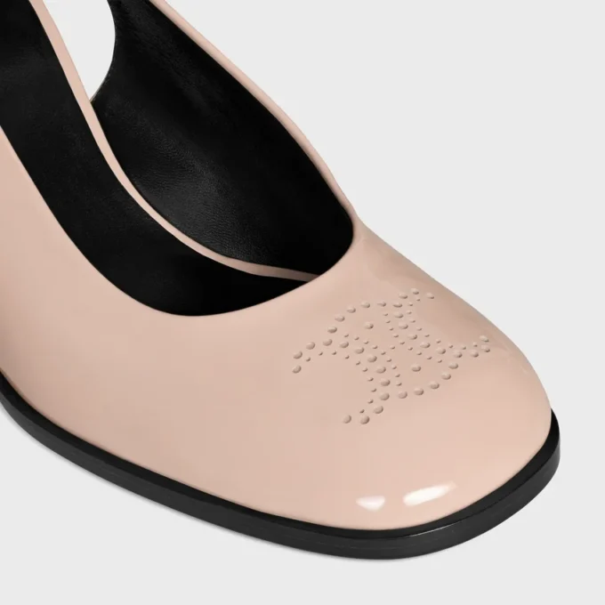 CELINE Lily Slingback Triomphe traforata in pelle di vitello verniciata CELINE Lily Slingback Triomphe traforata in pelle di vitello verniciata