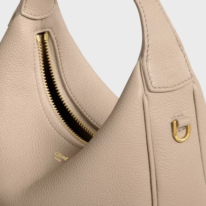 Celine Lulu Teen in pelle di vitello martellata Celine Lulu Teen in pelle di vitello martellata