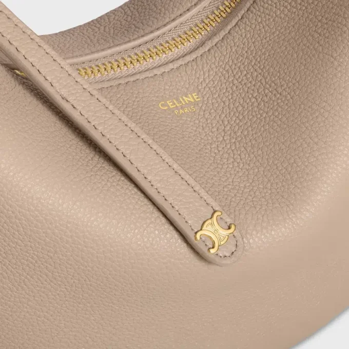 Celine Lulu Teen in pelle di vitello martellata Celine Lulu Teen in pelle di vitello martellata