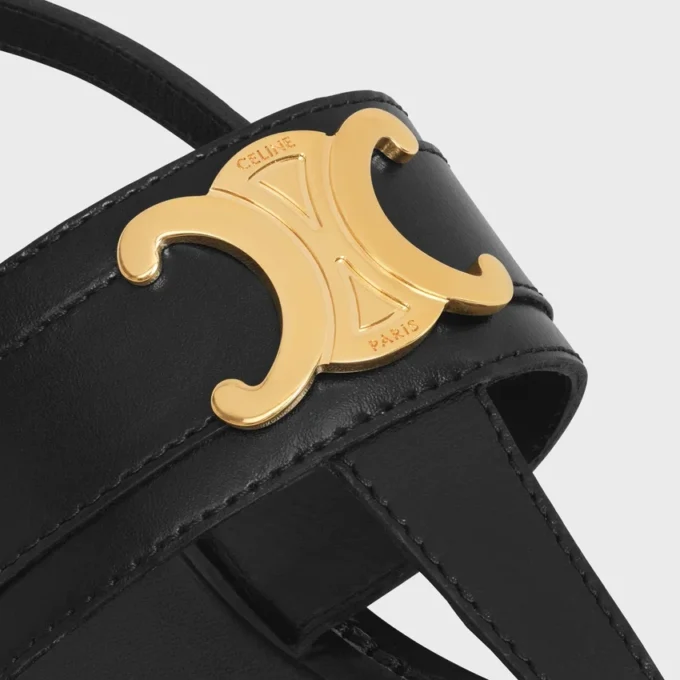 CELINE Lympia Triomphe Thong in pelle di vitello CELINE Lympia Triomphe Thong in pelle di vitello