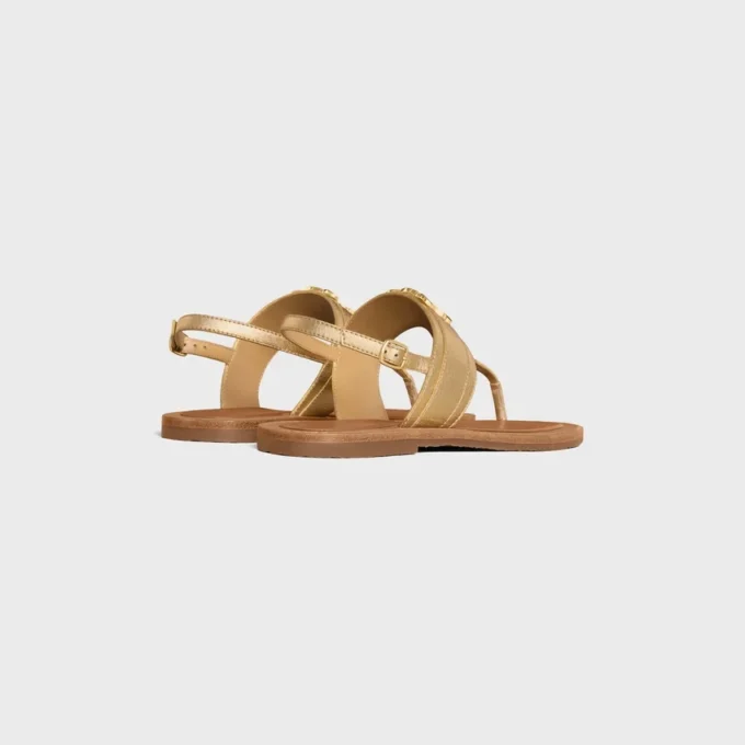 CELINE Lympia Triomphe Thong in pelle di vitello laminata CELINE Lympia Triomphe Thong in pelle di vitello laminata