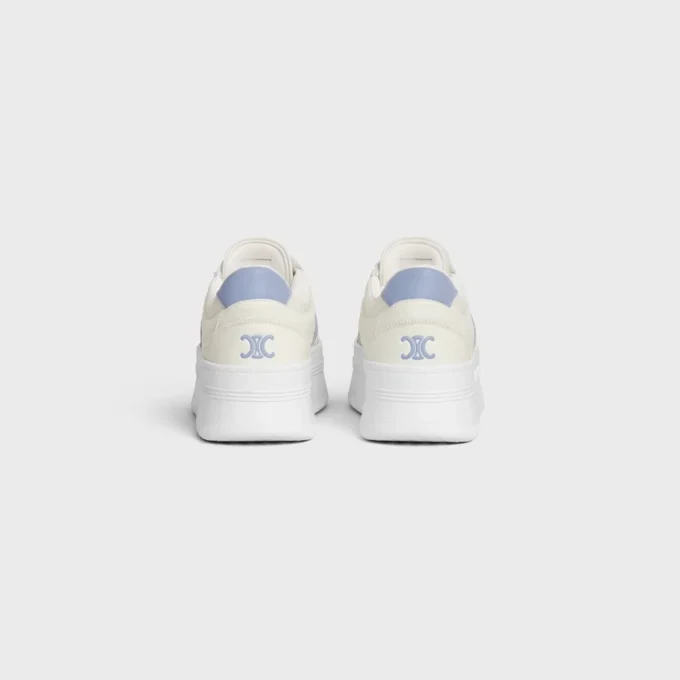 CELINE – Sneakers con Block, parte posteriore Triomphe e suola con zeppa in pelle di vitello CELINE – Sneakers con Block, parte posteriore Triomphe e suola con zeppa in pelle di vitello