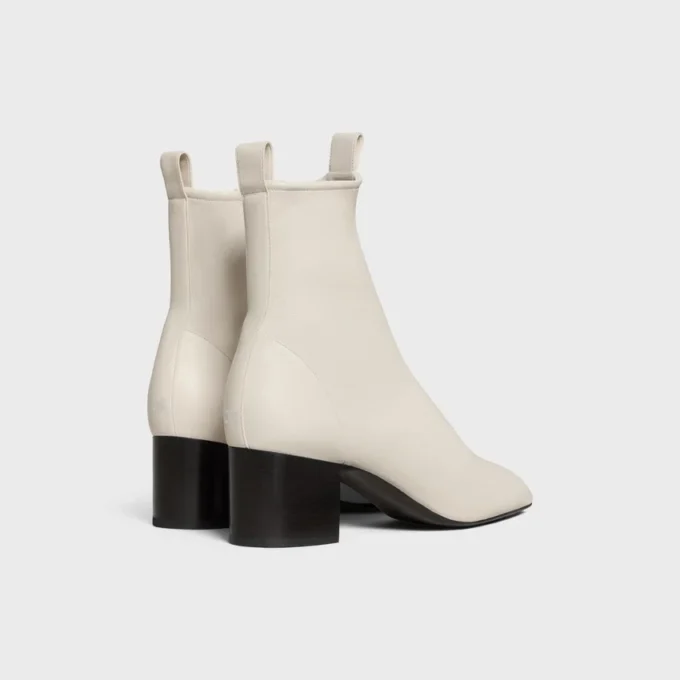 Cheri – Stivaletto con cerniera in pelle di agnello elasticizzata Cheri – Stivaletto con cerniera in pelle di agnello elasticizzata