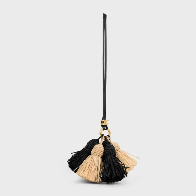 Ciondolo Multi Pompon in rafia e pelle di agnello liscia Ciondolo Multi Pompon in rafia e pelle di agnello liscia