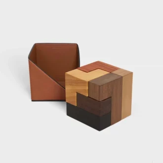 Cubo Puzzle in legno e custodia in pelle di vitello naturale