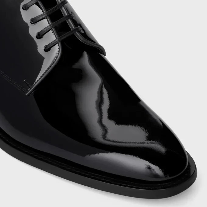 Derby CELINE Tuxedo in pelle di vitello verniciata Derby CELINE Tuxedo in pelle di vitello verniciata