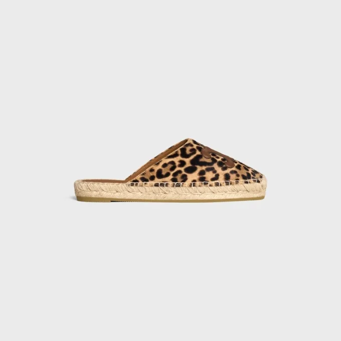 Espadrillas CELINE Mule in pelle di vitello pelosa con stampa leopardata Espadrillas CELINE Mule in pelle di vitello pelosa con stampa leopardata