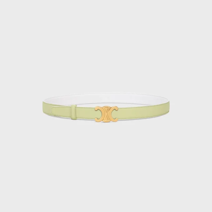 Fibbia Triomphe in metallo e cinturino reversibile da 25 mm in pelle di vitello liscia e martellata Fibbia Triomphe in metallo e cinturino reversibile da 25 mm in pelle di vitello liscia e martellata