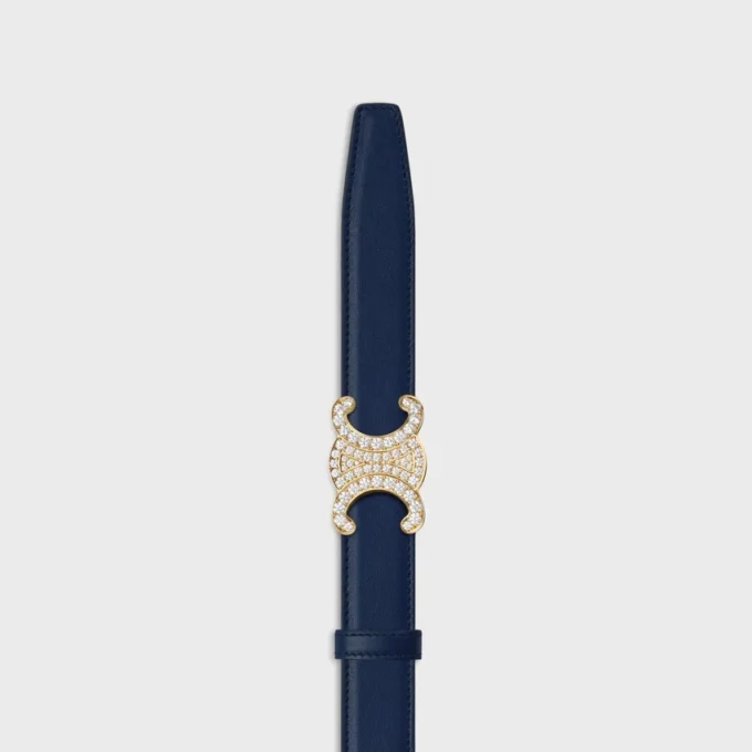Fibbia Triomphe in ottone con strass e cinturino reversibile da 25 mm in pelle di vitello liscia e martellata Fibbia Triomphe in ottone con strass e cinturino reversibile da 25 mm in pelle di vitello liscia e martellata
