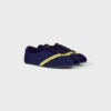 La sneaker piatta in gros grain, velluto, pelle di vitello scamosciata e pelle di agnello La sneaker piatta in gros grain, velluto, pelle di vitello scamosciata e pelle di agnello