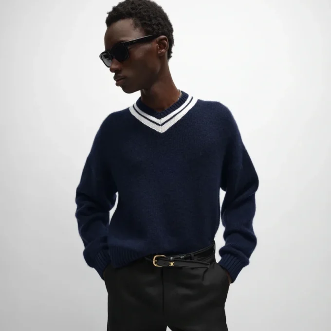 Maglione con scollo a V in cashmere Maglione con scollo a V in cashmere
