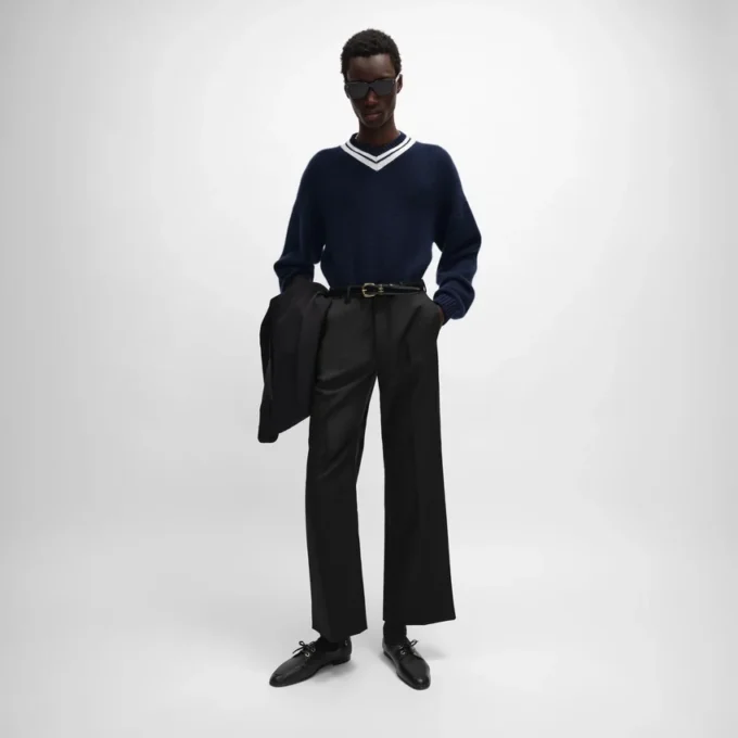 Maglione con scollo a V in cashmere Maglione con scollo a V in cashmere