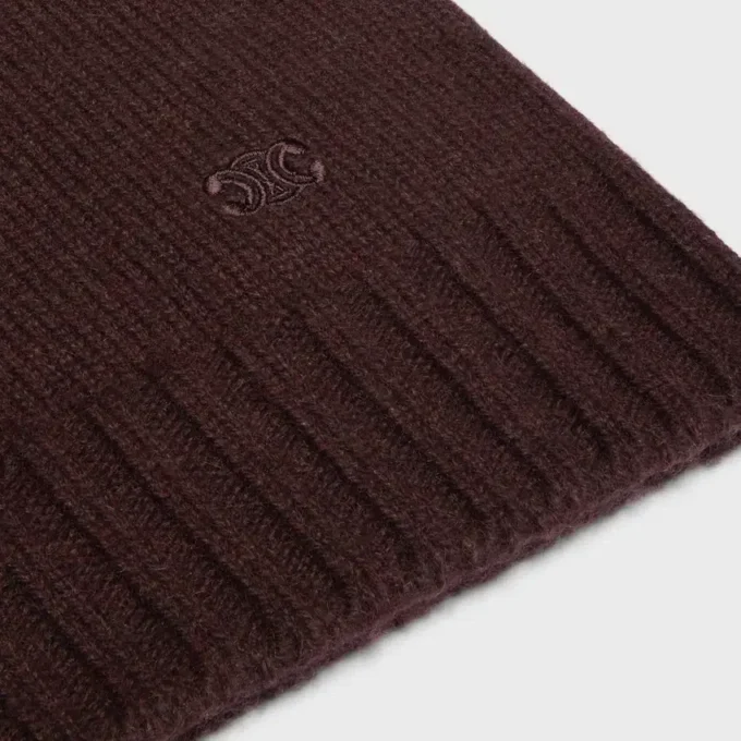 Maglione girocollo in cashmere senza cuciture Maglione girocollo in cashmere senza cuciture