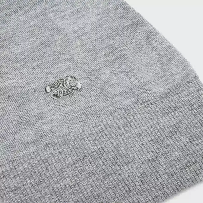 Maglione girocollo in cashmere sottile Maglione girocollo in cashmere sottile