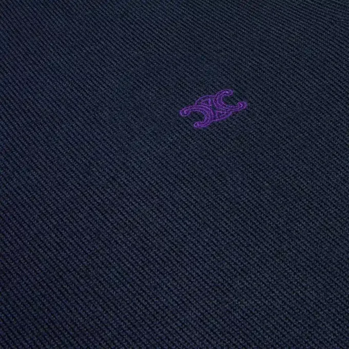 Maglione girocollo in lana fine Maglione girocollo in lana fine
