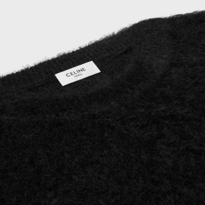 Maglione girocollo in mohair spazzolato Maglione girocollo in mohair spazzolato