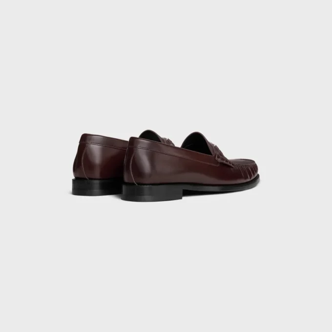 Mocassino CELINE Luco Triomphe in pelle di toro lucida Mocassino CELINE Luco Triomphe in pelle di toro lucida