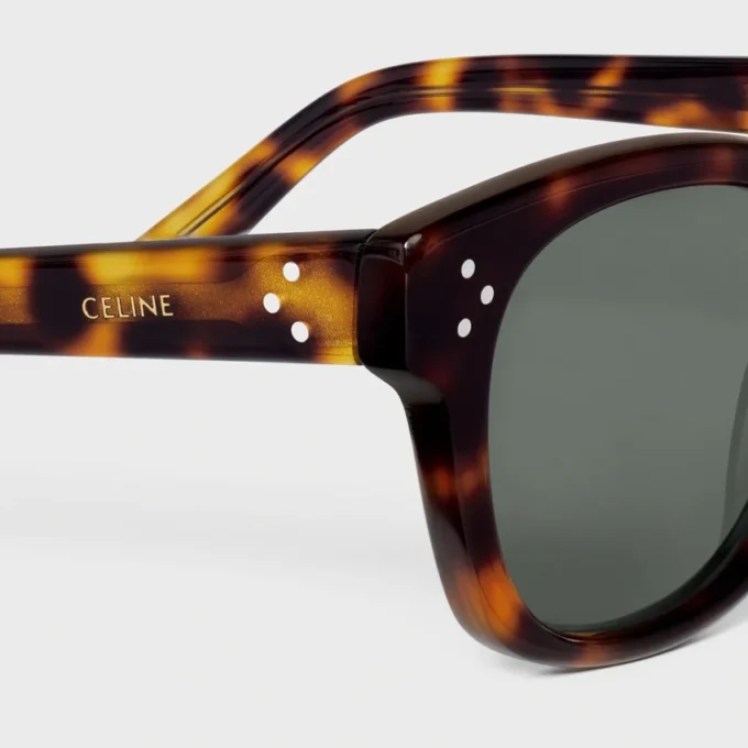 Occhiali da sole con montatura nera 42 in acetato Occhiali da sole con montatura nera 42 in acetato